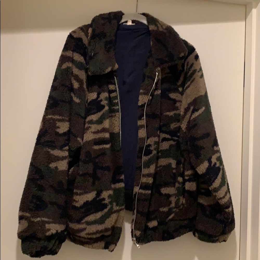 Camo teddy jacket